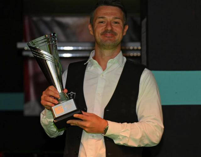 斯诺克沙特大师赛报道：名将晋级顺利 新人形势严峻