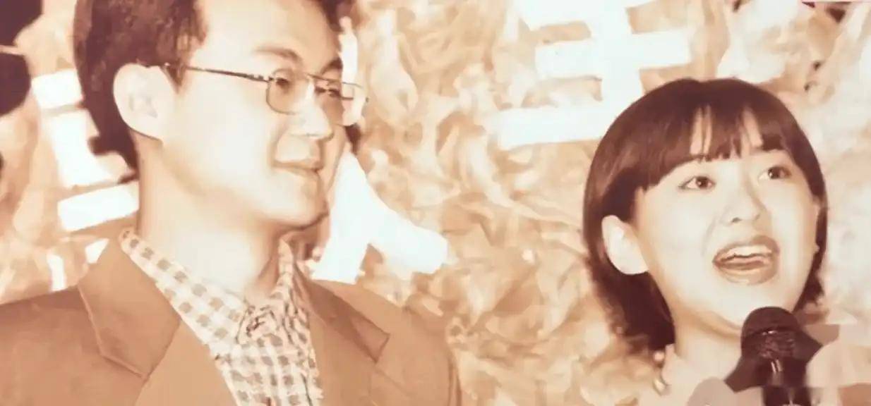"月亮姐姐"王淏:39岁高龄生子,被富商丈夫宠成宝,成人生赢家