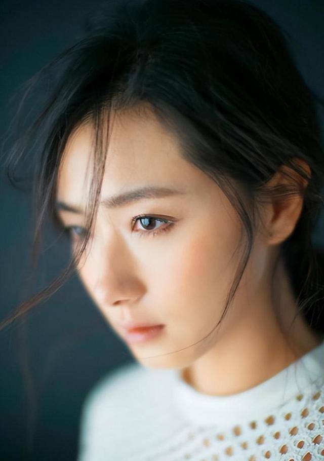 人淡如菊"的万茜,人设崩塌后原形毕露