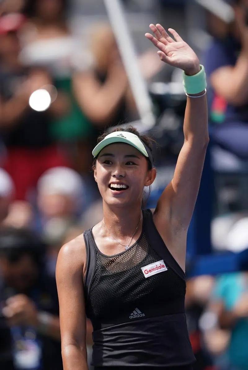 中国网坛四大美女都有哪些?郑钦文有科比范儿,曹雅婧为初恋女神