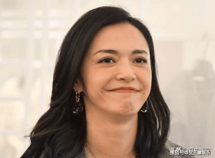 巨春雷披露,姚晨在和凌潇肃还没结婚时,就已出过一次轨.