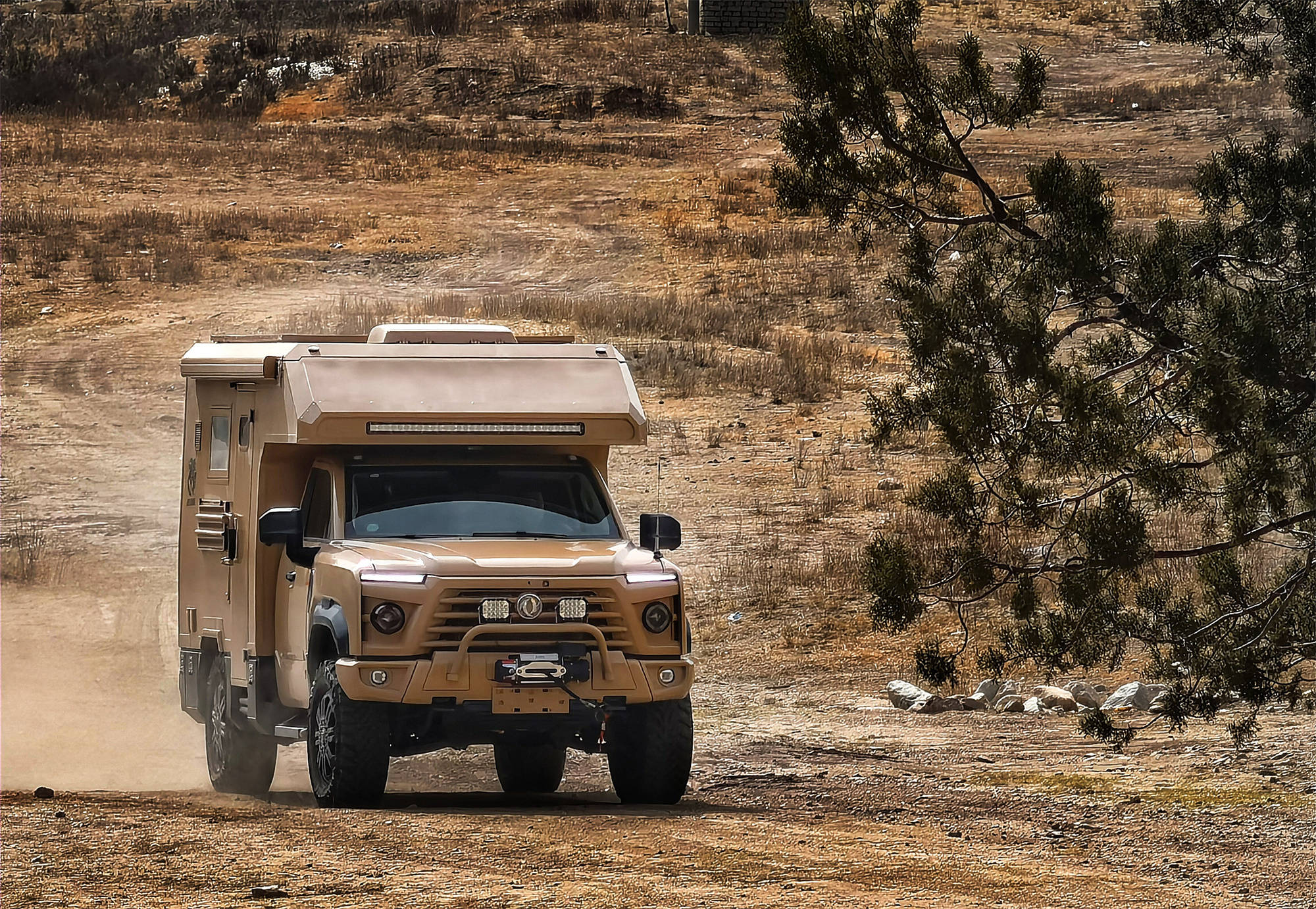 国产越野房车中的大佬,堪比轻型坦克,9月20亮相成都房车展