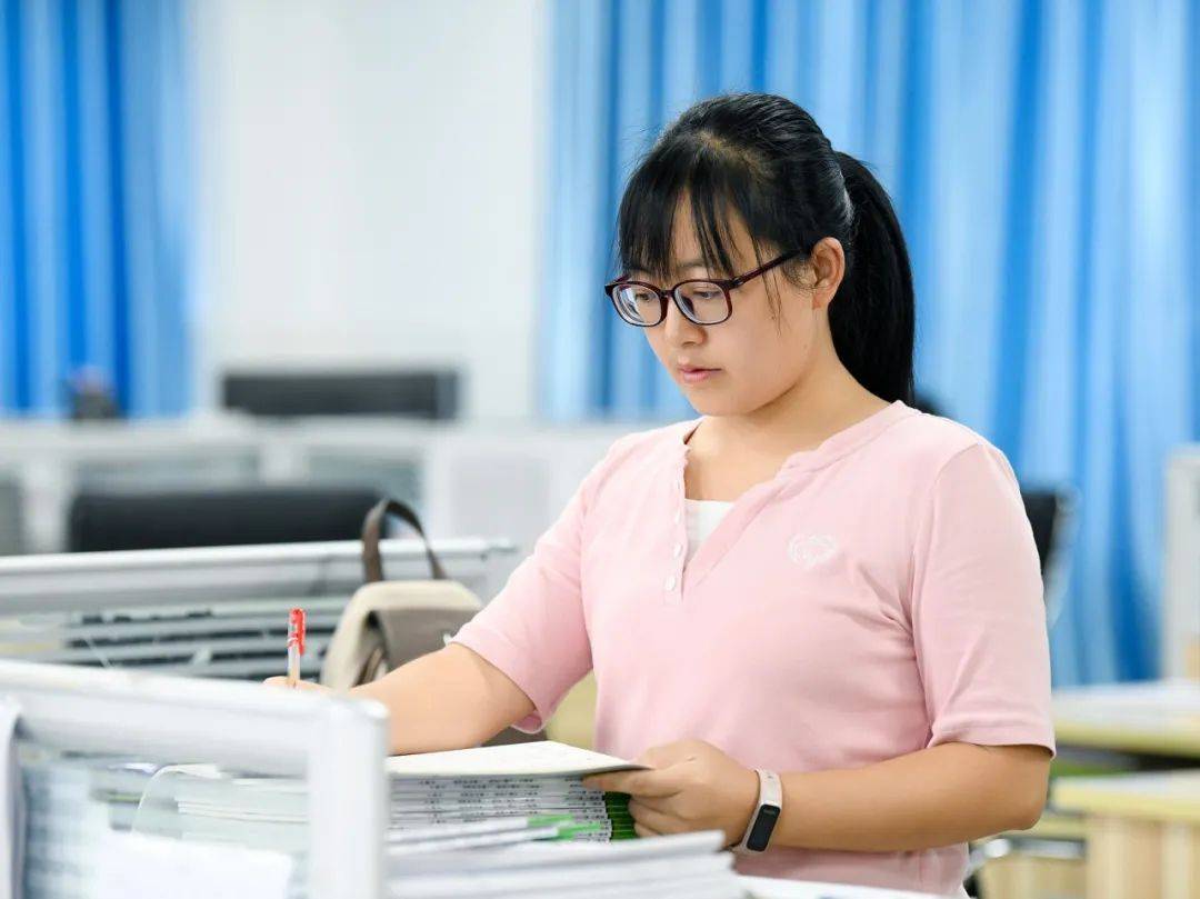 何其有幸!这些绵阳南山中学教师与教师节同龄