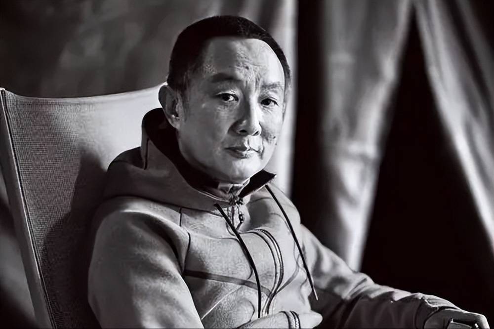 "风流导演"张黎:和刘琳同居3年,让刘蓓高龄生娃,却败给宋佳