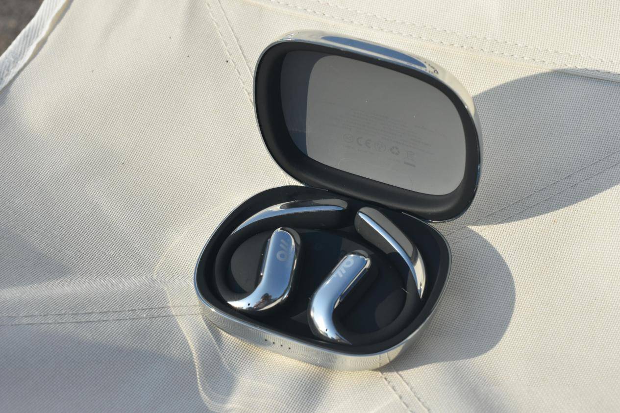 开放式耳机的优缺点?2024五款热门耳机推荐!