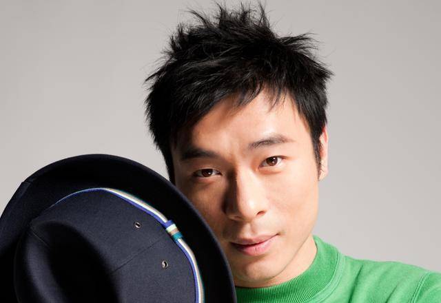 56岁薄情寡义"的许志安,他妄图靠卖惨复出_郑秀文_梅艳芳_韩红