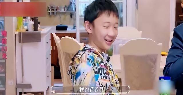 离婚才不到一年,再看傅首尔近况,她儿子当年的话没说错!