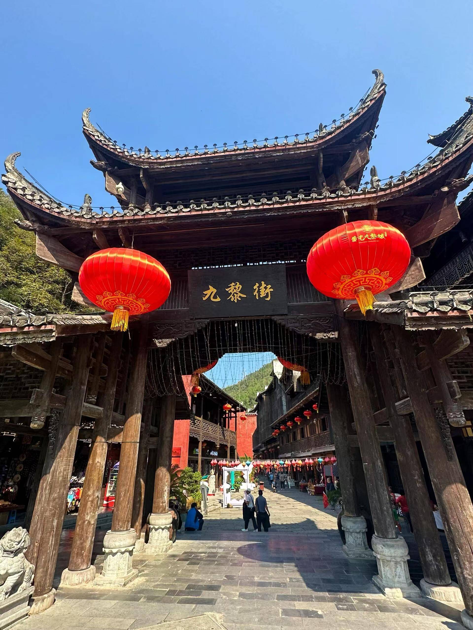 重庆本地报团5日游大概多少钱,重庆五日游经典旅游路线