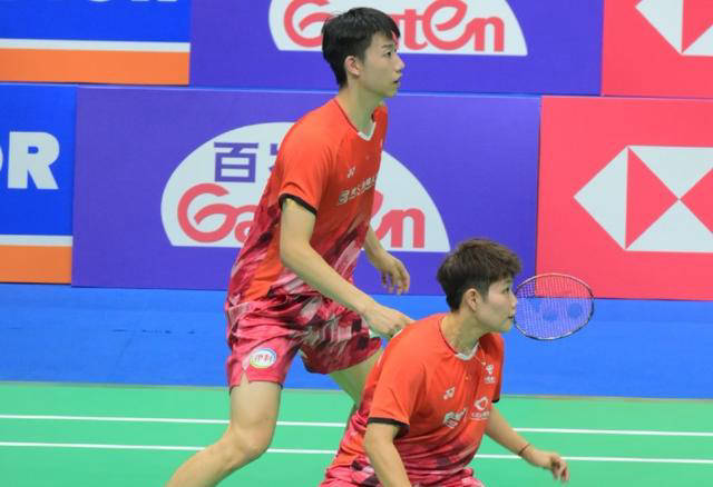 原创            2-0！精准制胜，冯彦哲黄东萍力克对手晋级四强-冯彦哲多大多高