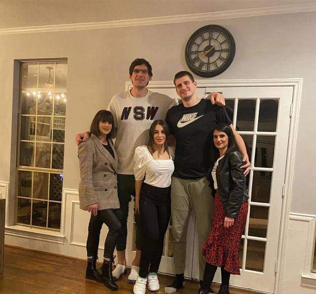 博班-马里亚诺维奇结束nba生涯 成为联盟第一高