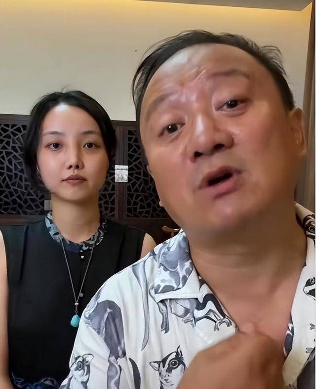 细扒谢广坤三任妻子,26岁小娇妻最普,第一惊艳的是她