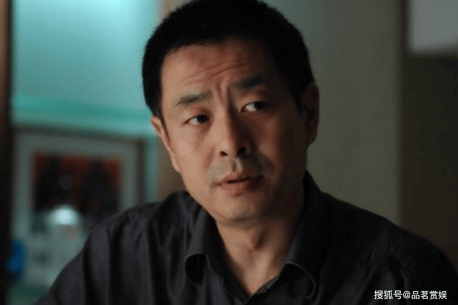 2013年,濮存昕主演的电视剧《男人底线》播出之后,他的演艺事业就开始