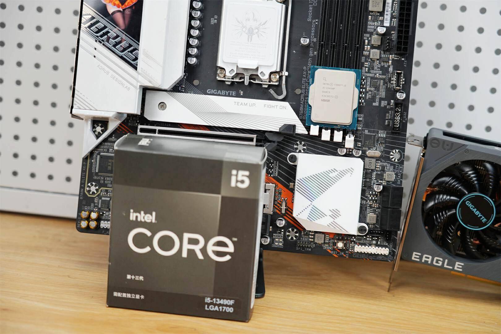 技嘉硬件赋能开学季，为学子们的未来插上科技的翅膀！