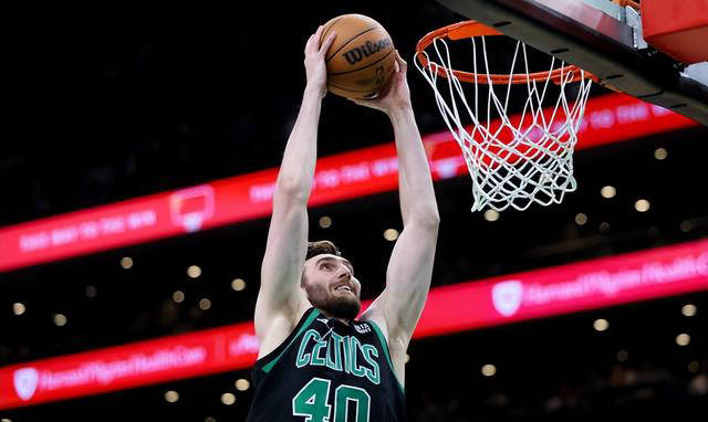 凯尔特人替补中锋卢克·科内特对续约感到满意,从未考虑离开