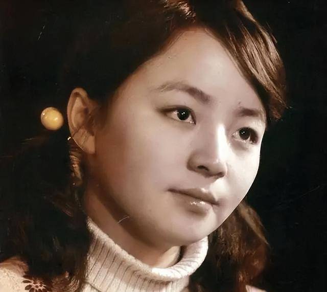 是国家一级女演员,上春晚成名比赵丽蓉还早_李婉_演出_吴霜