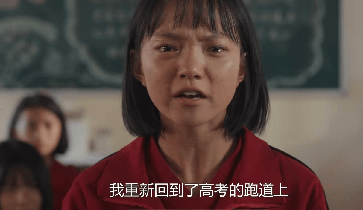 然而谷雨的扮演者已经26岁了,兰西雅才是她真正的名字,很难想象,长着