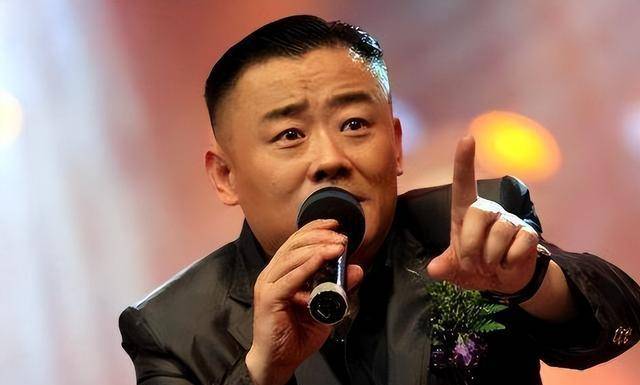 撒贝宁亲手扳倒的周立波,被封杀后跑到美国成为贵族?太气人