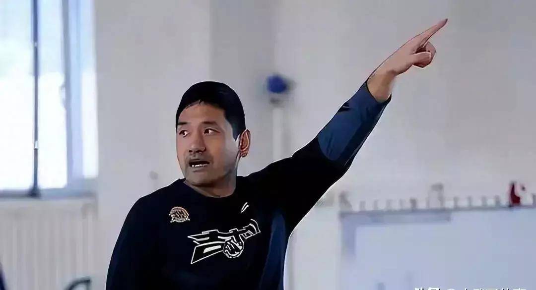 菜鸟期教练季前赛表现,潘江,钟诚优秀,韩硕巧妇难为无米之炊