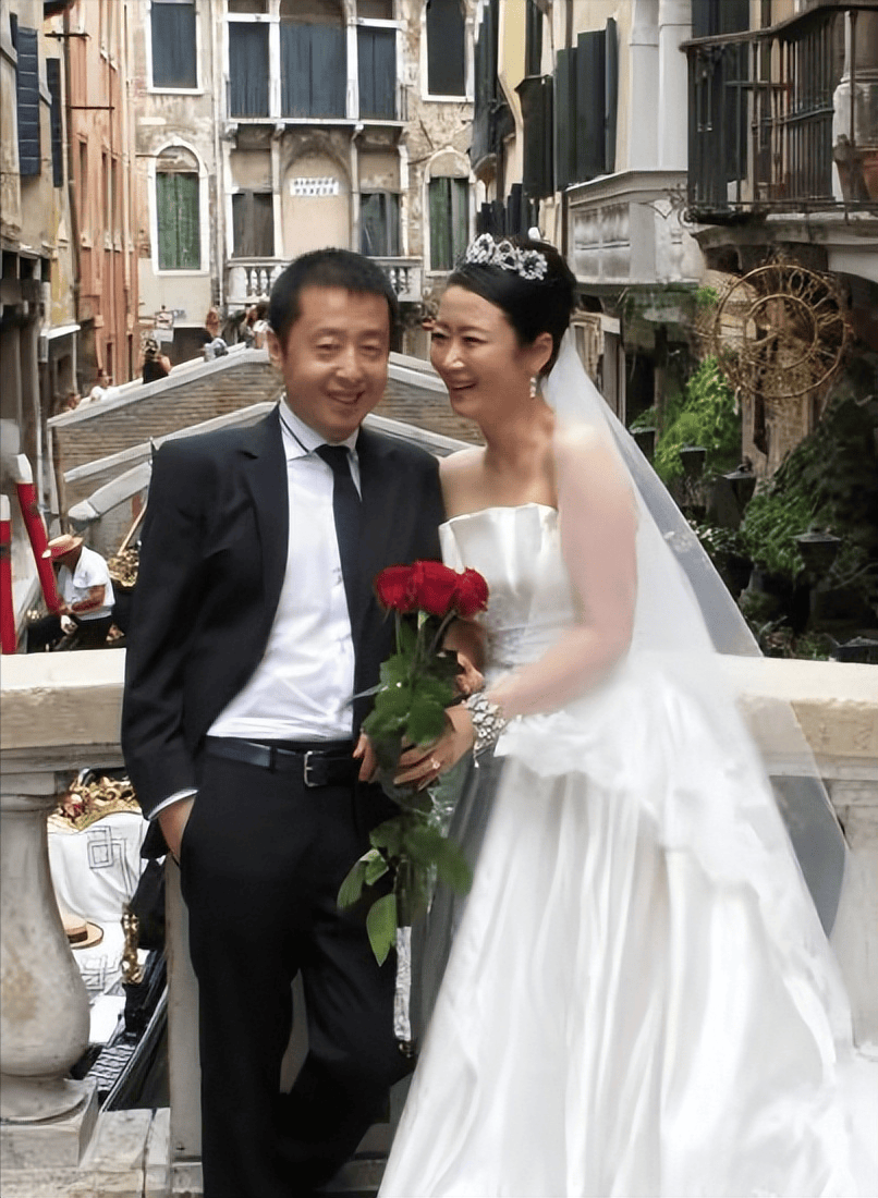 山西悍妇赵涛演技不行,长得不行,却霸占贾樟柯20多年唯一挚爱