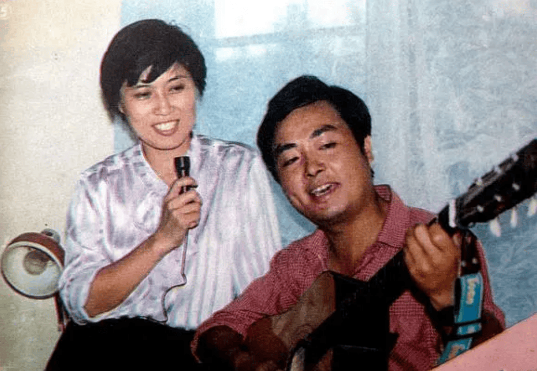 毛永明和朱延芹是在合作的时候认识的,同样作为演员的两人,有着说不完