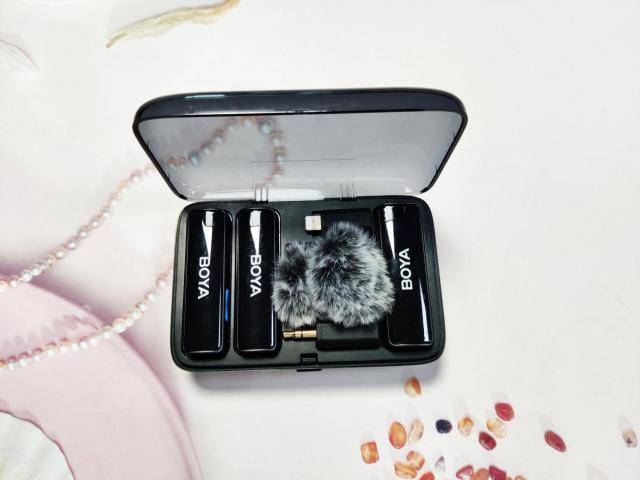 无线领夹麦克风哪个品牌好？博雅、西圣和闪克领夹麦克风冠军之争