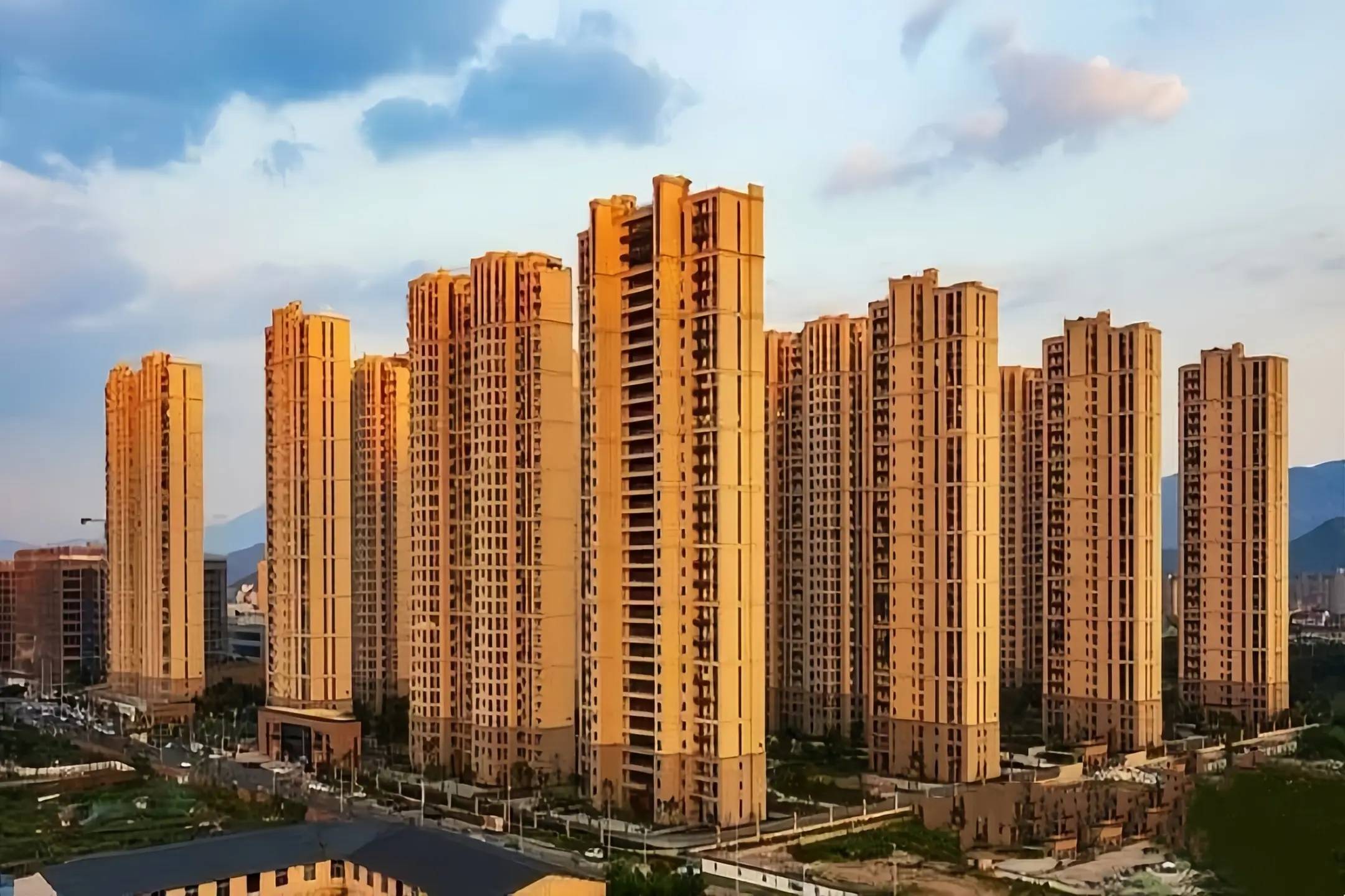 房地产最新新闻头条(房地产最新新闻头条内容)
