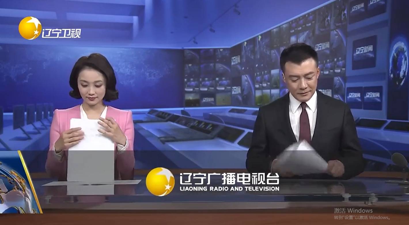 同时我们更期待辽宁卫视在接下来的时间继续培养出更多的大牌主持人!