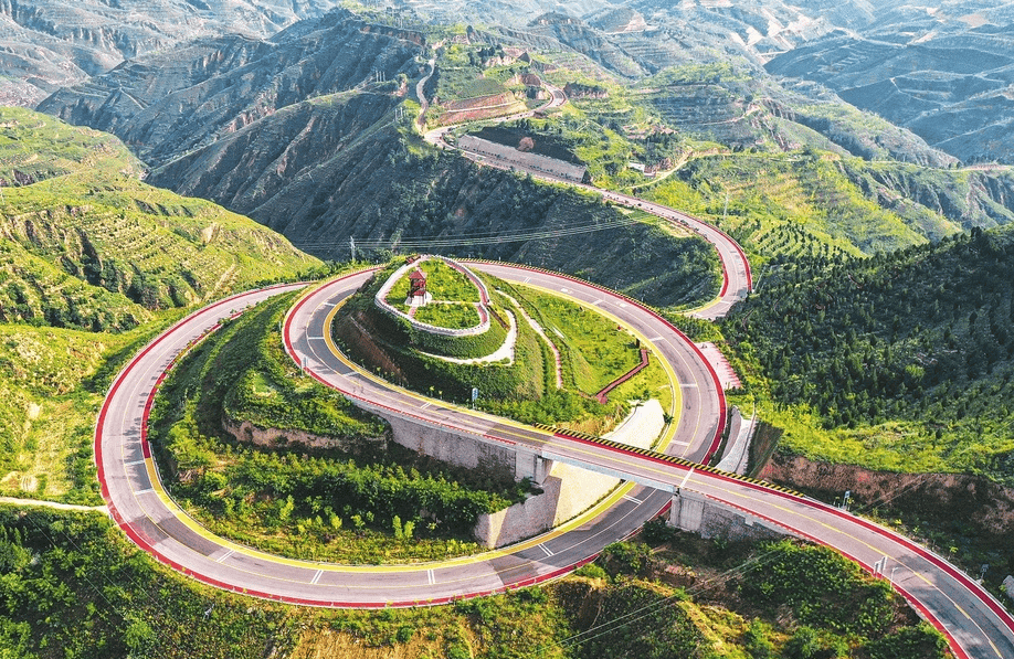 山西沿黄公路全线贯通图片