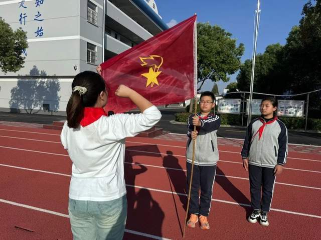 泰州市大冯中心小学图片