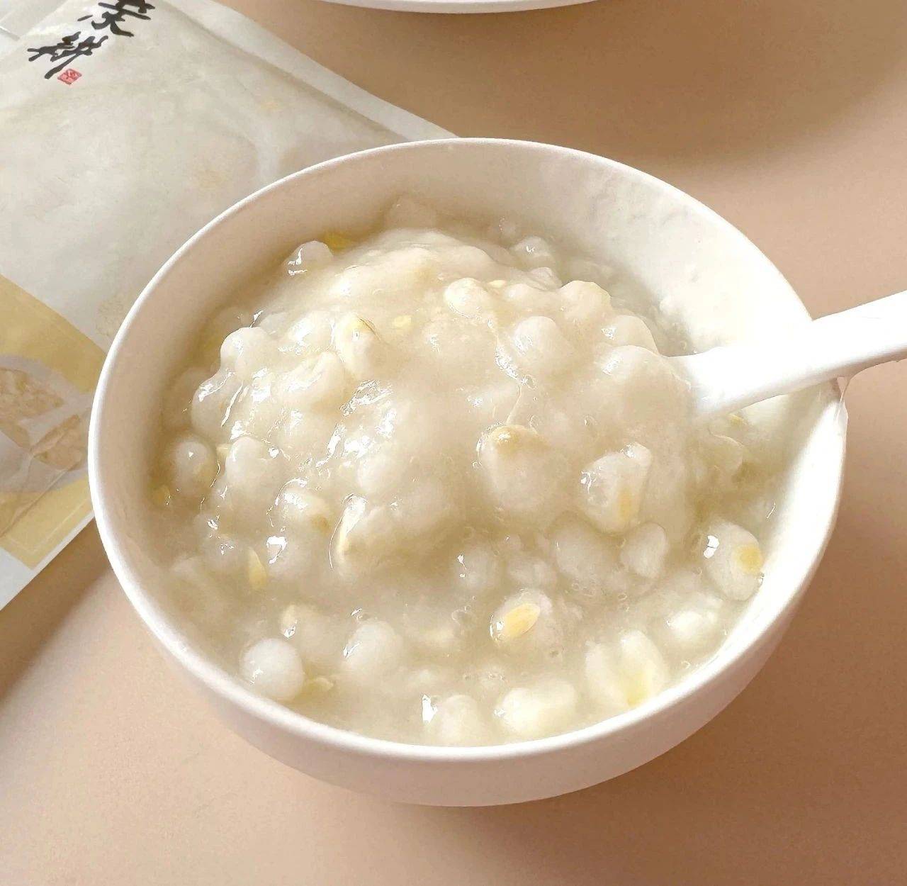 脱皮玉米粥:细腻口感与丰富营养的完美融合