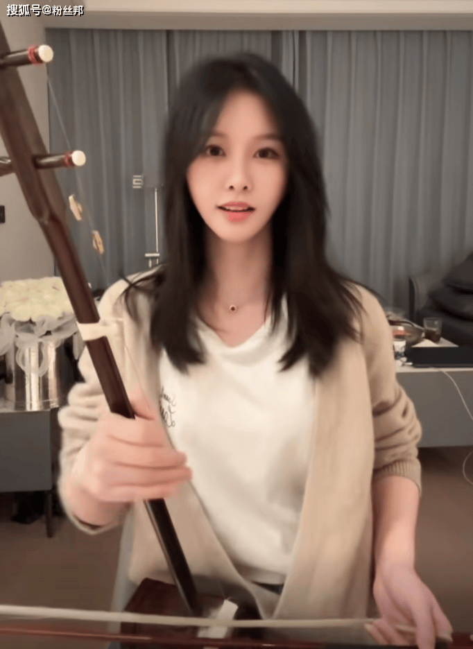 这是真的结婚了?阿冷心情大好更新自拍,颜值大变粉丝"不认识"