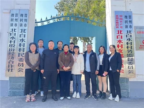 小金燕大舞台晋州站下乡慰问