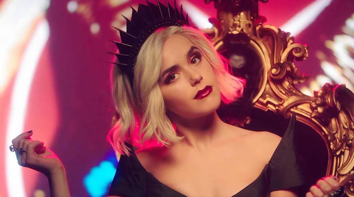 女巫控必看美剧,女主颜值爆表