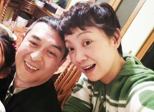 突发！曝张嘉译王海燕离婚，知情者曝离婚原因，最后同框画面曝光-张嘉译的老婆王海燕的前夫是谁