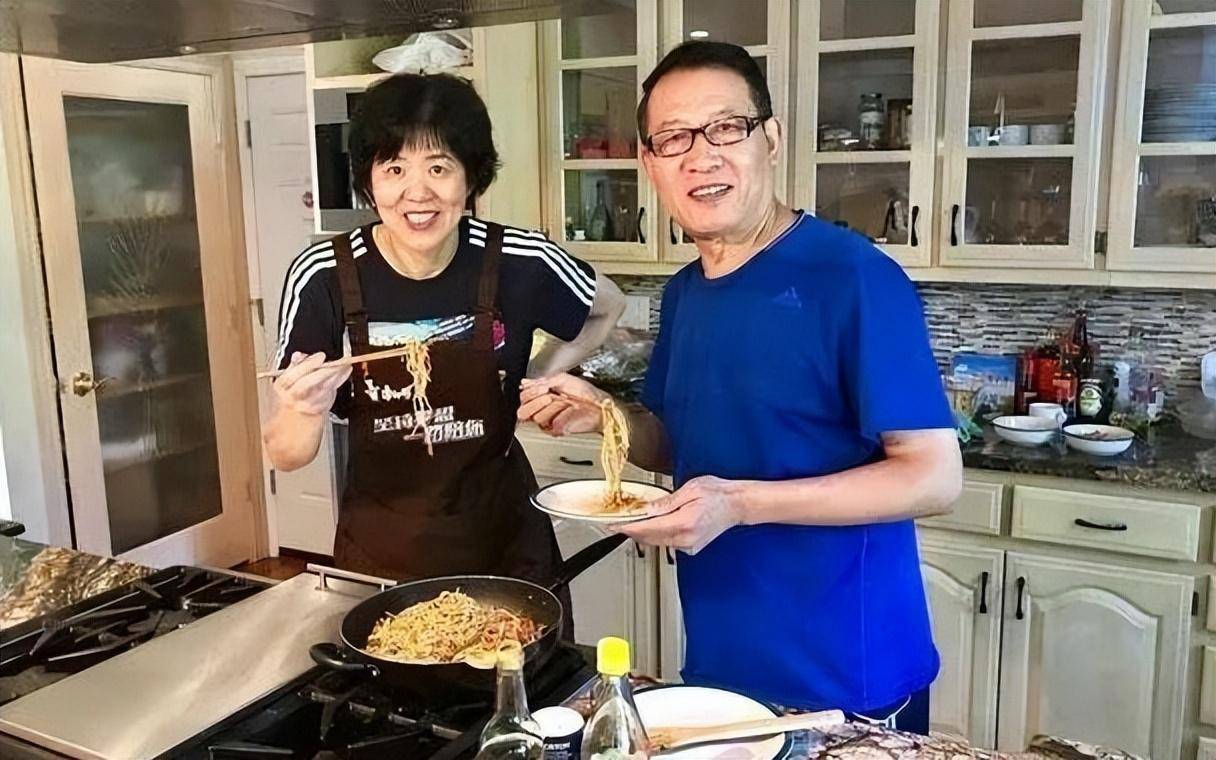 郎平咋整成这样了?从铁榔头到整容狂魔,医美失败的她令人唏嘘!