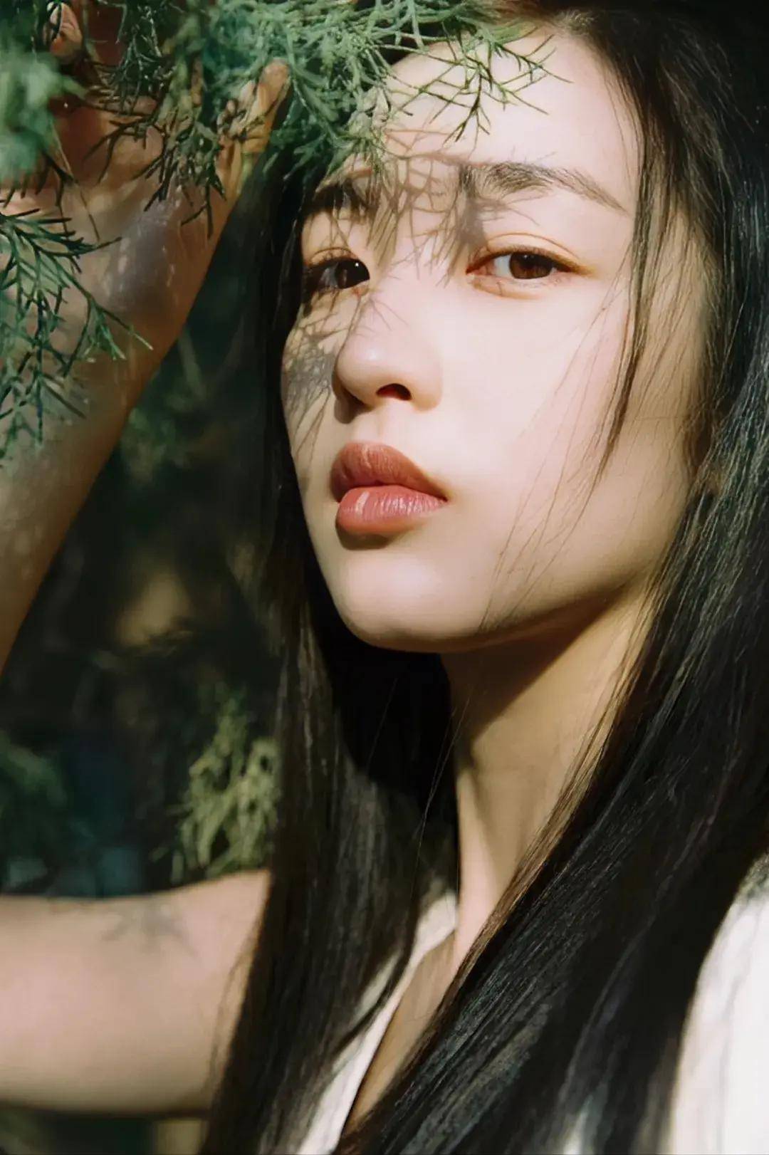 邓恩熙从童星到少女19岁妹妹的性感与清纯你get了吗?