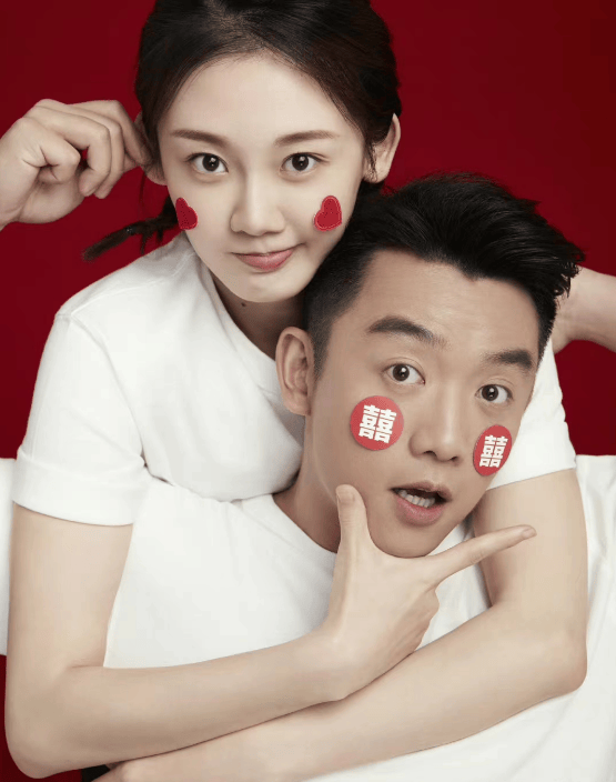 苗苗?谁?《芳华》女主!居然跟郑恺结婚了.