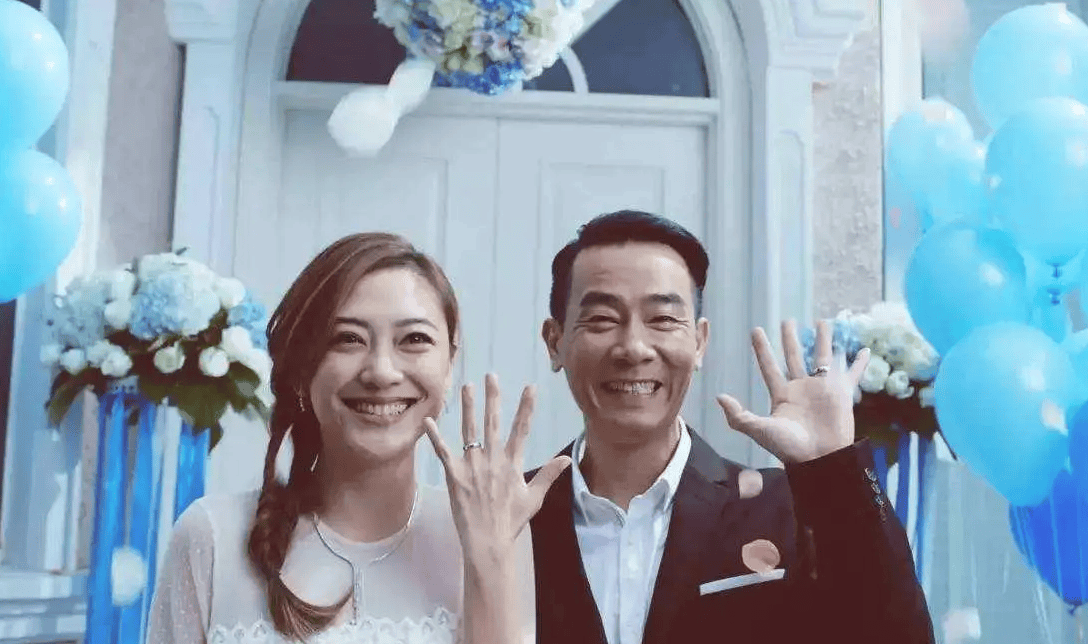 陈小春现任老婆图片