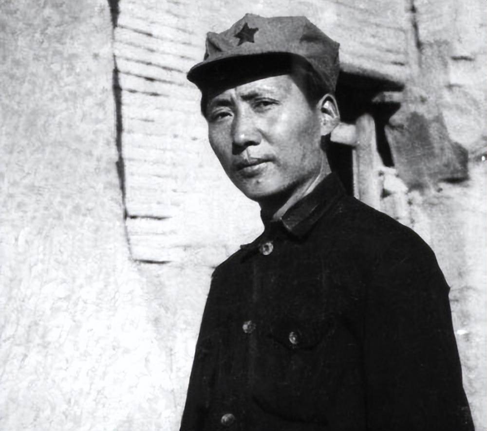 毛主席为什么不早点解决“王明路线”_蒋介石_错误_时候