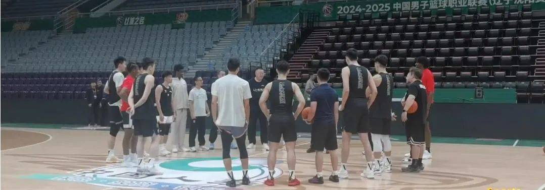 郭艾伦，缺席？！杨鸣再发声！