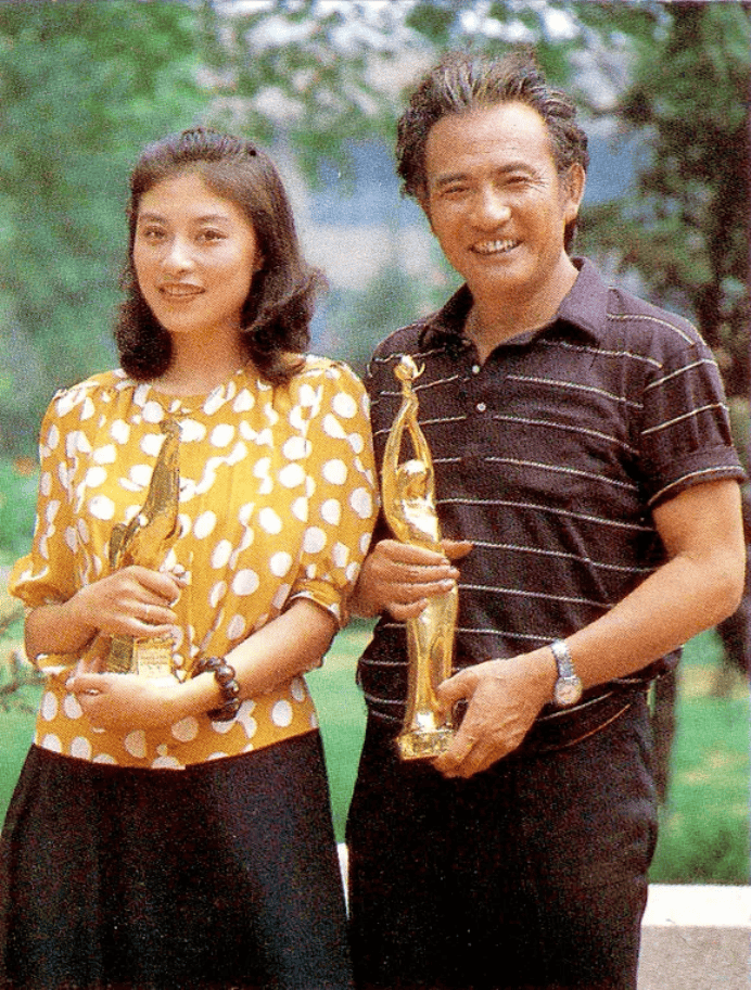 演员岳红:24岁获影后,产后5个月被丈夫李连杰抛弃,中年又患癌