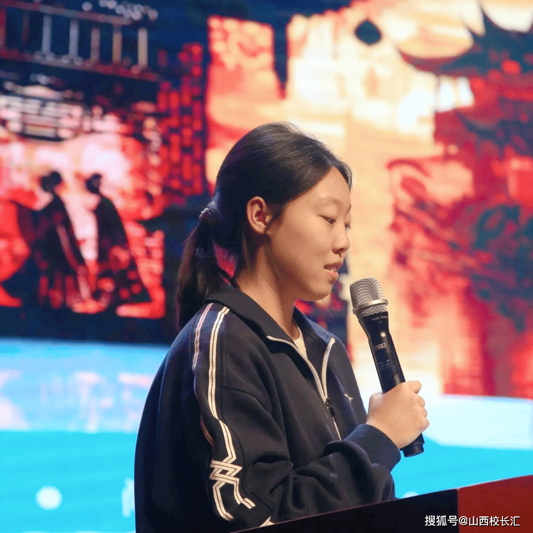 山西太原五中龙城校区高二年级开展项目式学习成果展示