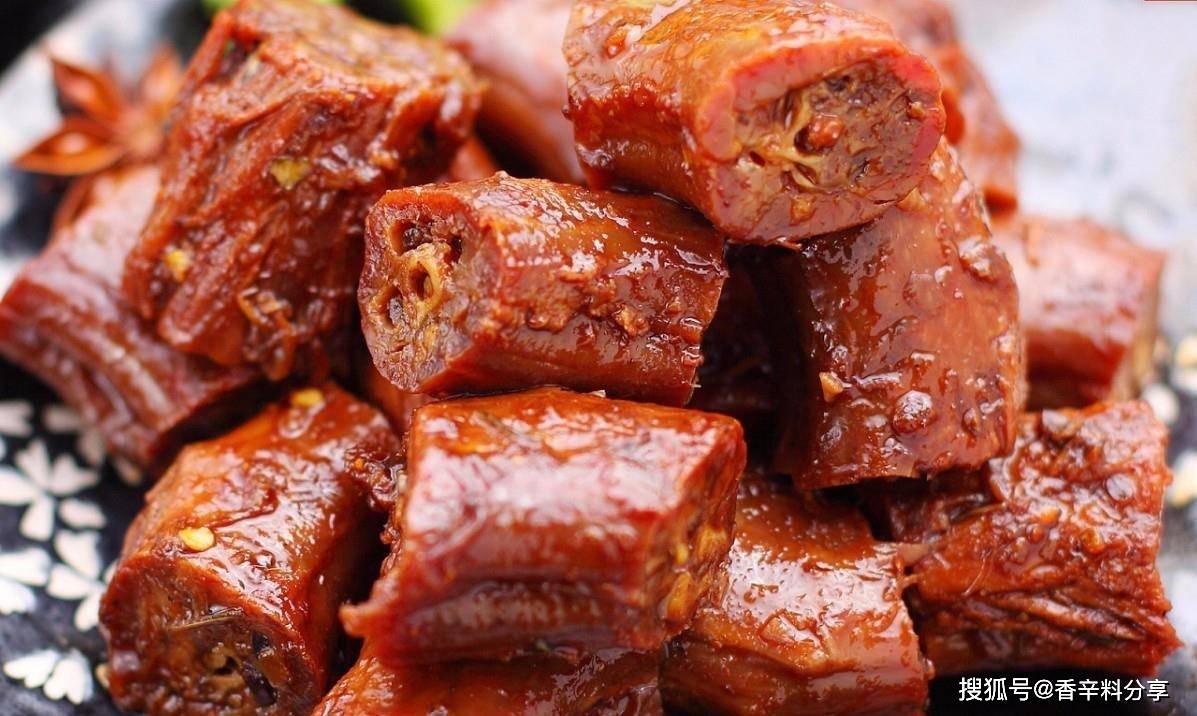 快收藏!老师傅20年辣卤秘诀给你,卤鸭货是绝配,想吃鸭货不用买