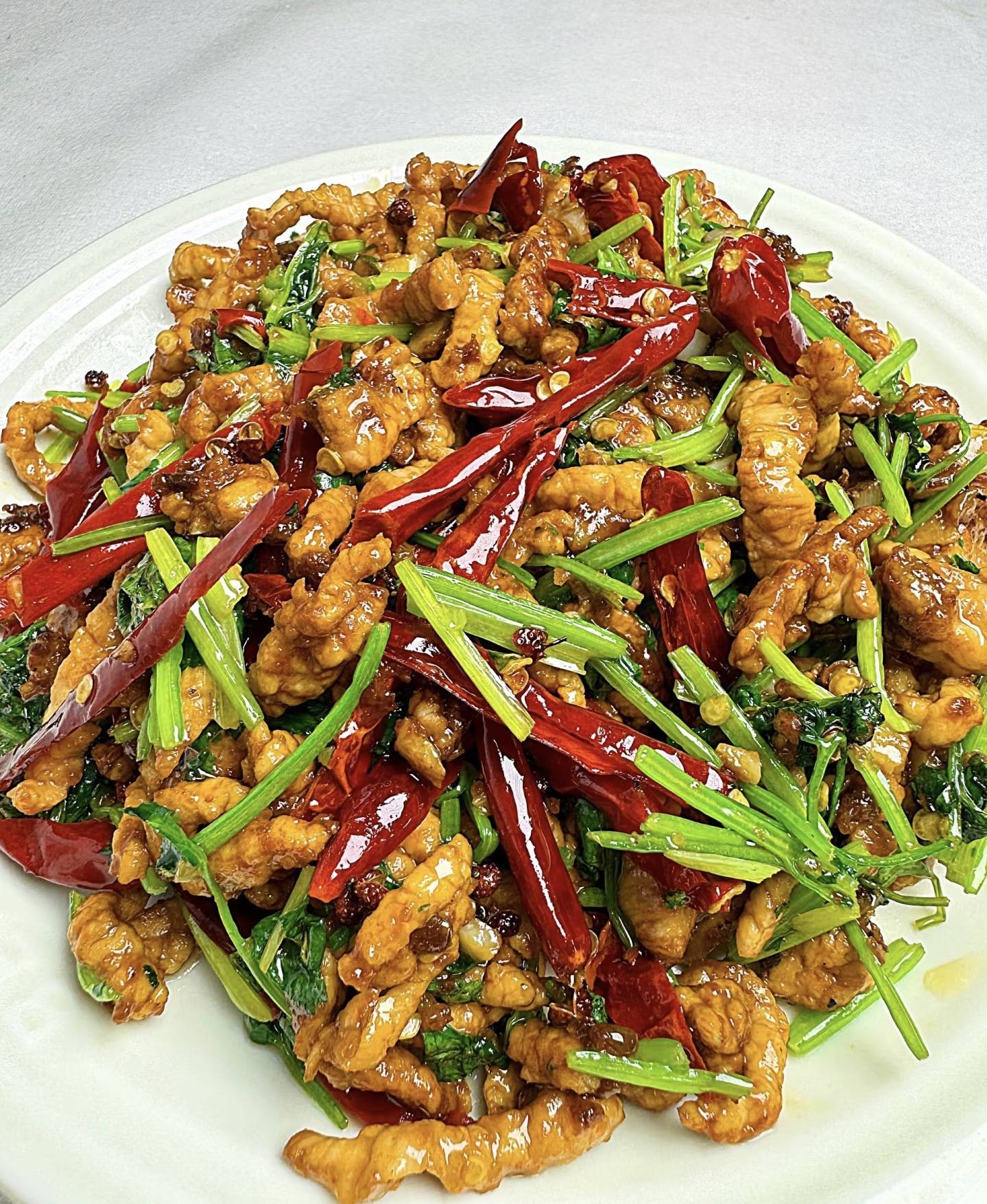 厨房里的小确幸,轻松掌握香辣肉丝的绝妙做法