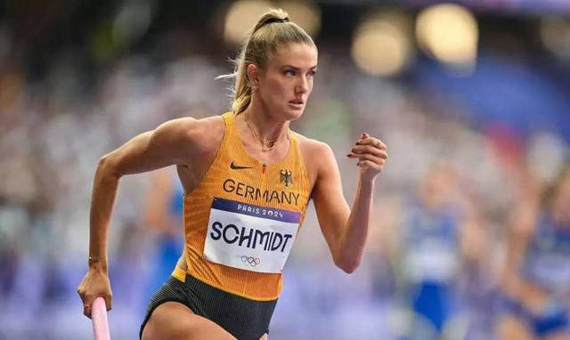 全球最性感运动员施密特首个纹身曝光,勇敢展现独特图案