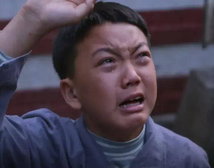 《小巷人家》他3搭蒋欣,13岁就拍了16部作品,演技秒了流量明星_李庆誉