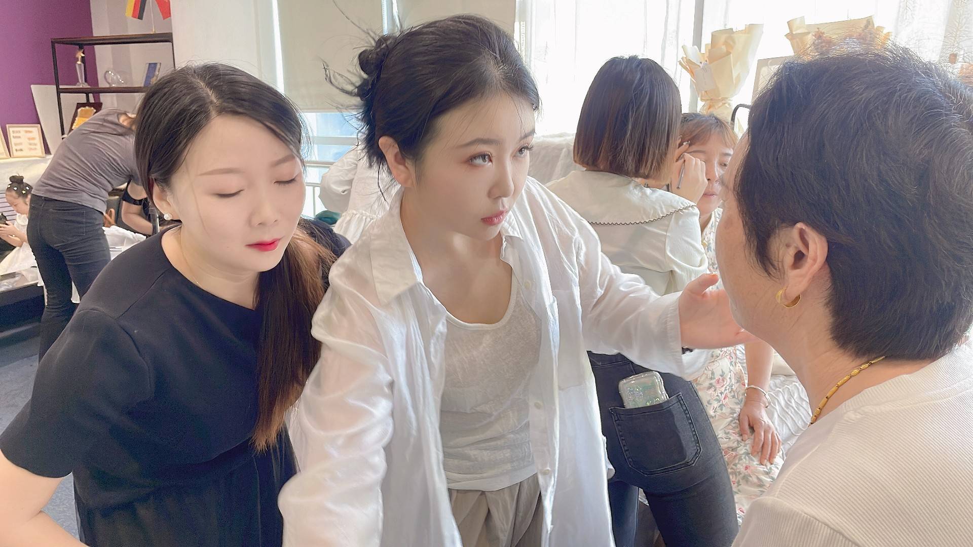 中國柏雅美學(xué)院紋繡職業(yè)培訓(xùn)學(xué)校_紋繡培訓(xùn)學(xué)校排名_紋繡培訓(xùn)學(xué)校