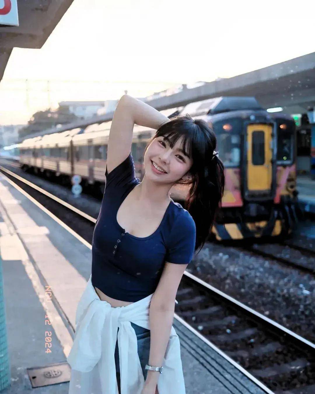 台湾最美高中生!细枝硕果身材,真绝了_许悦_影响_成为了