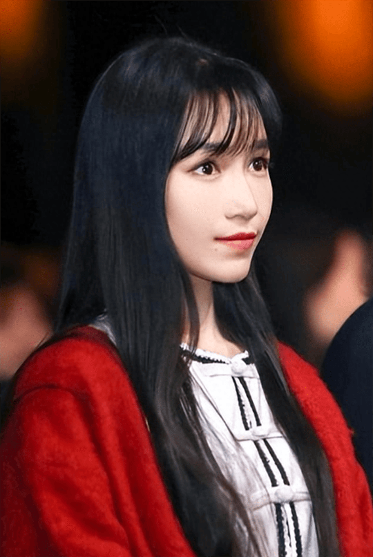 李子柒王者归来!现身份证已改名,与资本对抗3年,宣布新身份