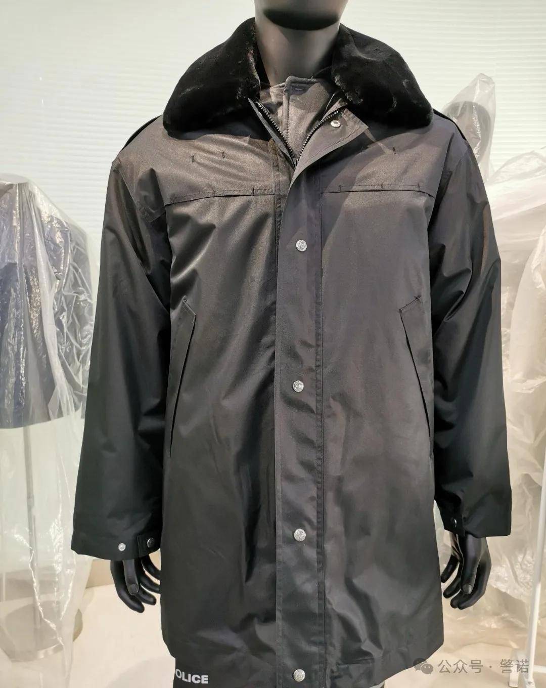 暖警惠警 | 太空棉防寒手套等冬季执勤好物推荐_三合一_羽绒服_环境